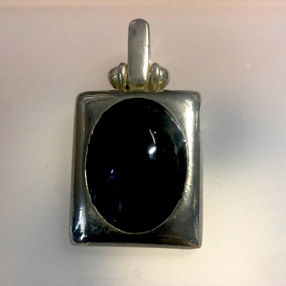 Vintage Hollow Black Cabochon Silver Pendant - Picture 2 of 3